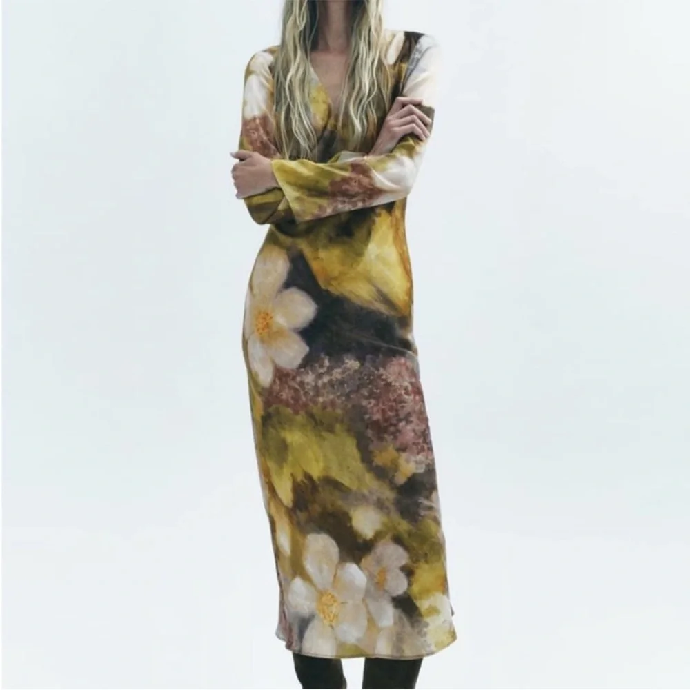 Zara Floral Maxi Dress - Green and Cream - Picture 12 of 13
